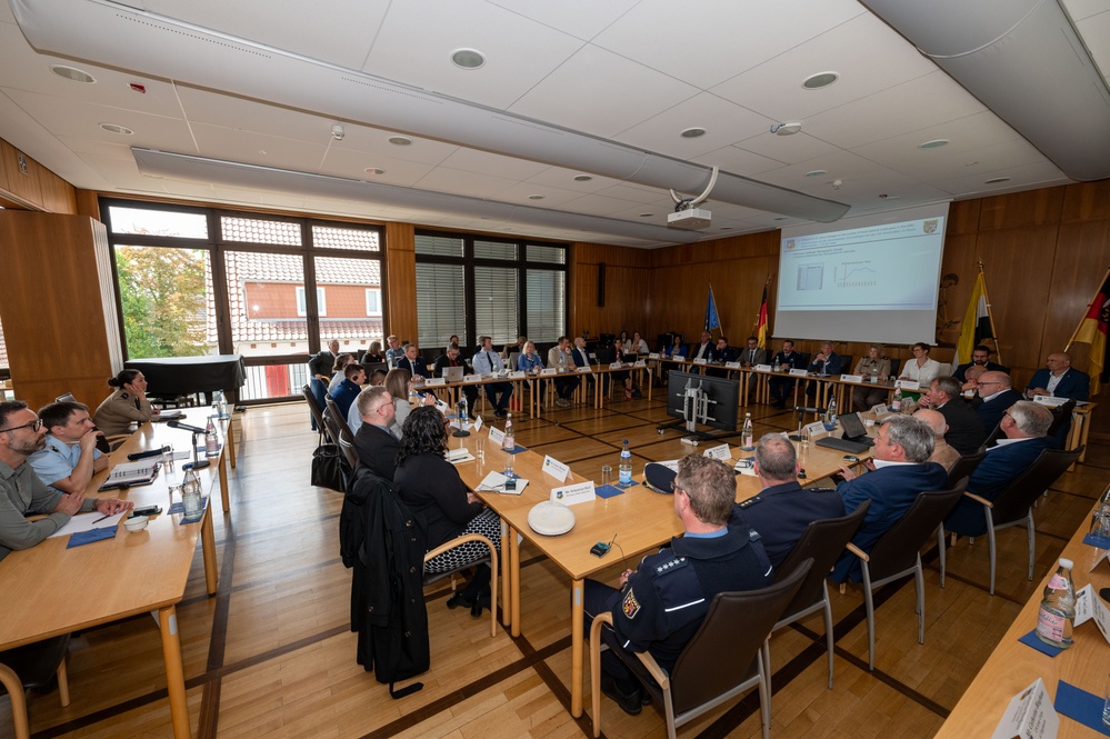 KMC leaders foster community partnerships at mayors' forum