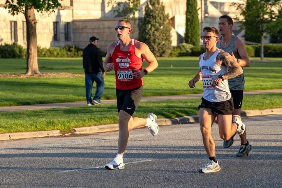 3 Pa. Guard Soldiers make All-Guard Marathon Team