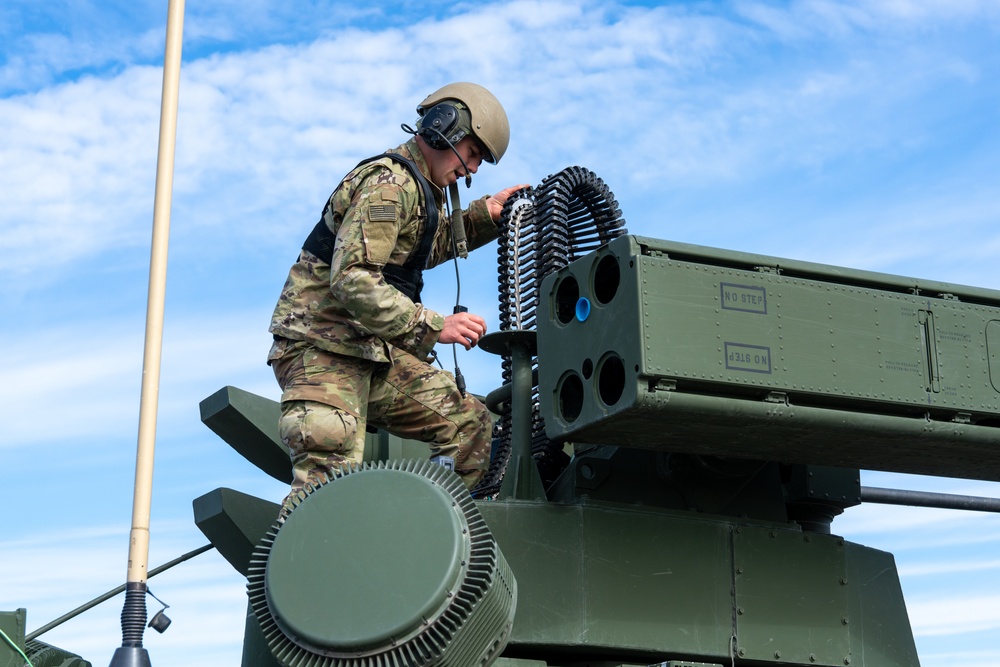 5-4 ADAR Supports Formidable Shield 25 (May 08)