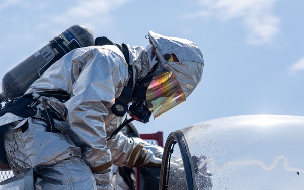 Wasp Conducts Aviation Firefighting Drill