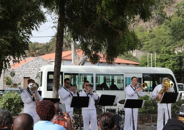 Obengame Express 2025 Navy Band Outdoor Concert