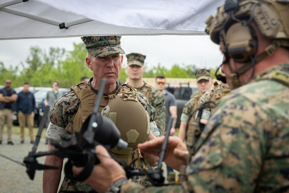 Commandant, Gen. Eric Smith, visits Marine Corps Attack Drone Team at MCB Quantico