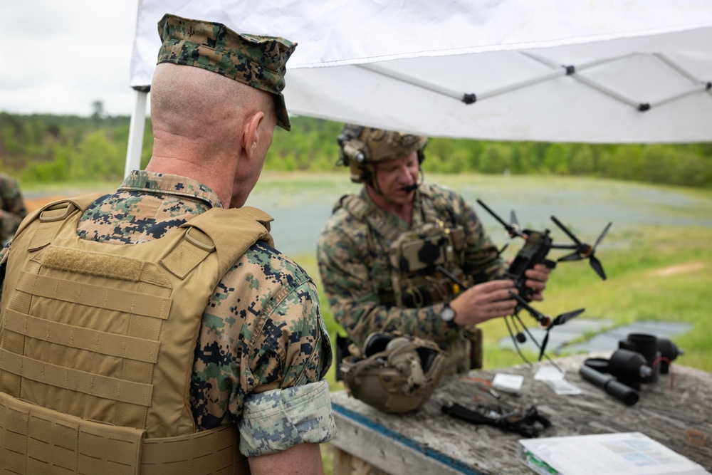 DVIDS - Images - Commandant, Gen. Eric Smith, visits Marine Corps