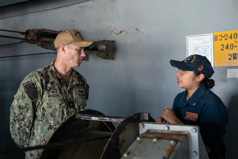 Commander, Carrier Strike Group 3, tours Abraham Lincoln