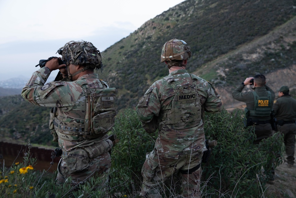 549th Military Police Company conducts joint patrol with Border Patrol at southern border