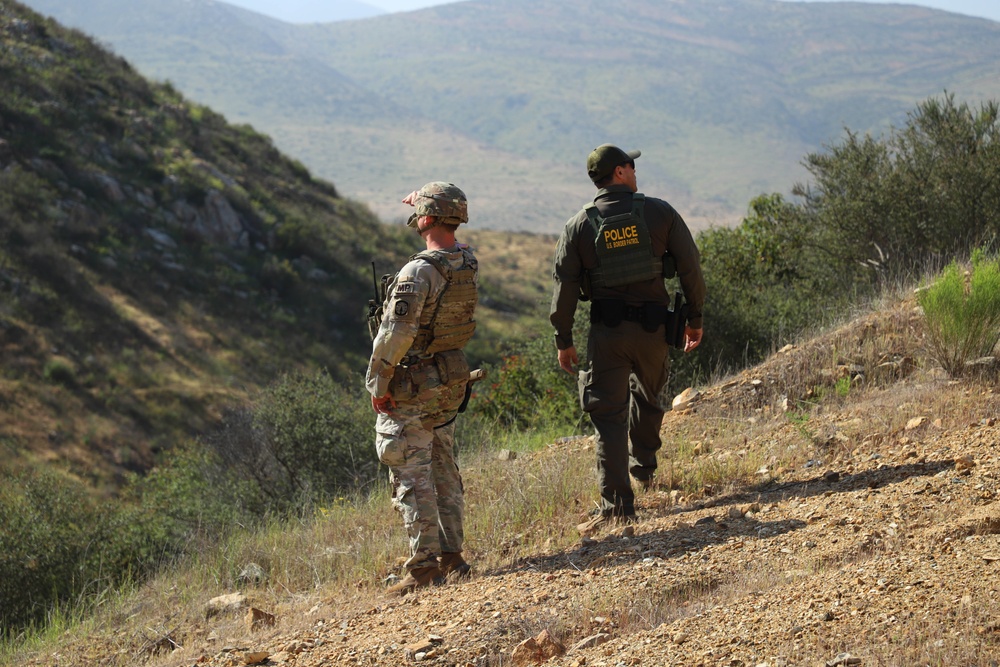 549th Military Police Company conducts joint patrol with Border Patrol at southern border