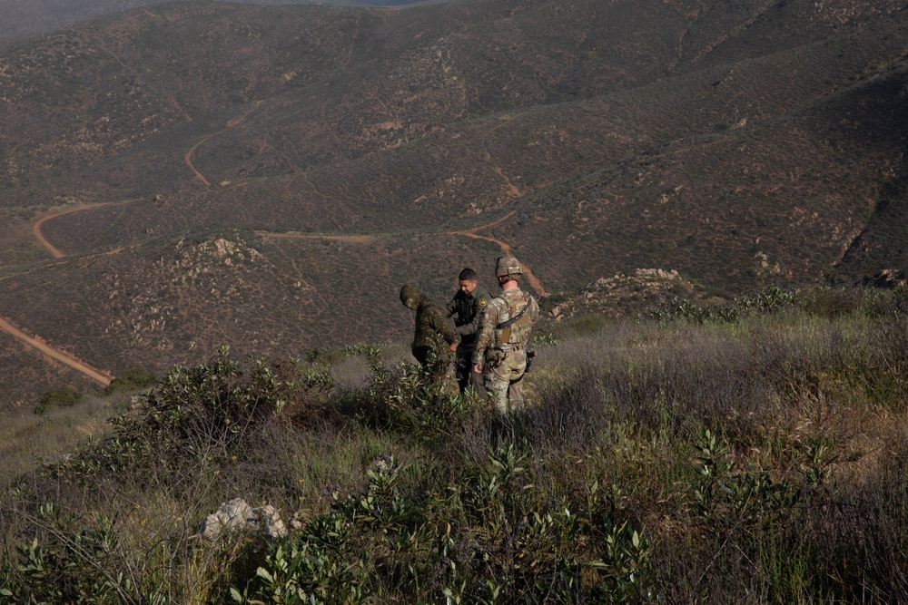 549th Military Police Company conducts joint patrol with Border Patrol at southern border