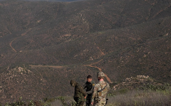 549th Military Police Company conducts joint patrol with Border Patrol at southern border