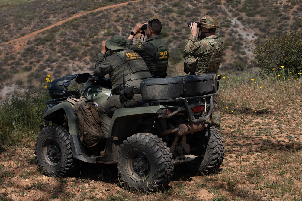 549th Military Police Company conducts joint patrol with Border Patrol at southern border