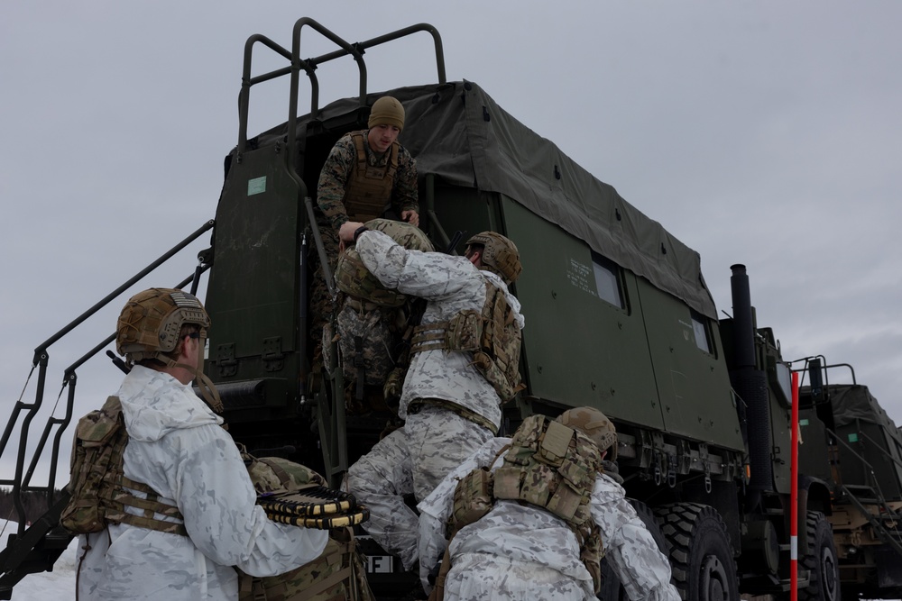 Swift Response 25 | U.S. Marines Transport U.S Army Special Forces