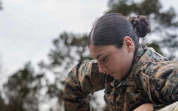Corporals Course runs the Confidence Course
