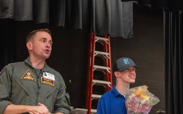 NAS Oceana Project SEARCH graduate named employee of the year at local elementary school
