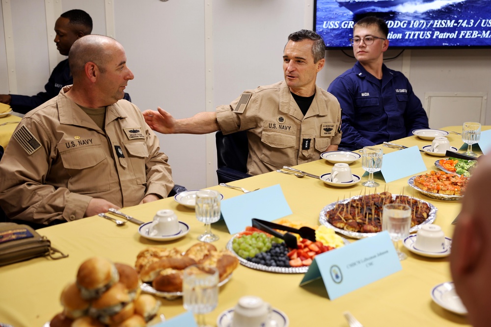 VADM Doug Perry, Commander 2nd Fleet Visits USS Gravely (DDG 107)