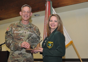 4ID, Fort Carson inducts Good Neighbor