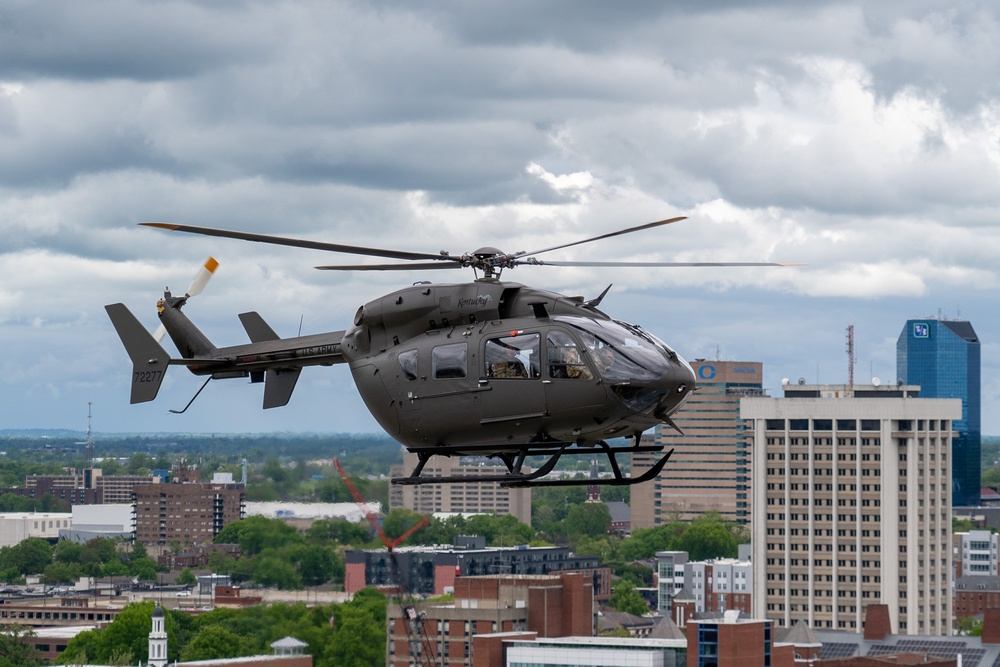 Kentucky Lakota Pilots Land at UK Hospital