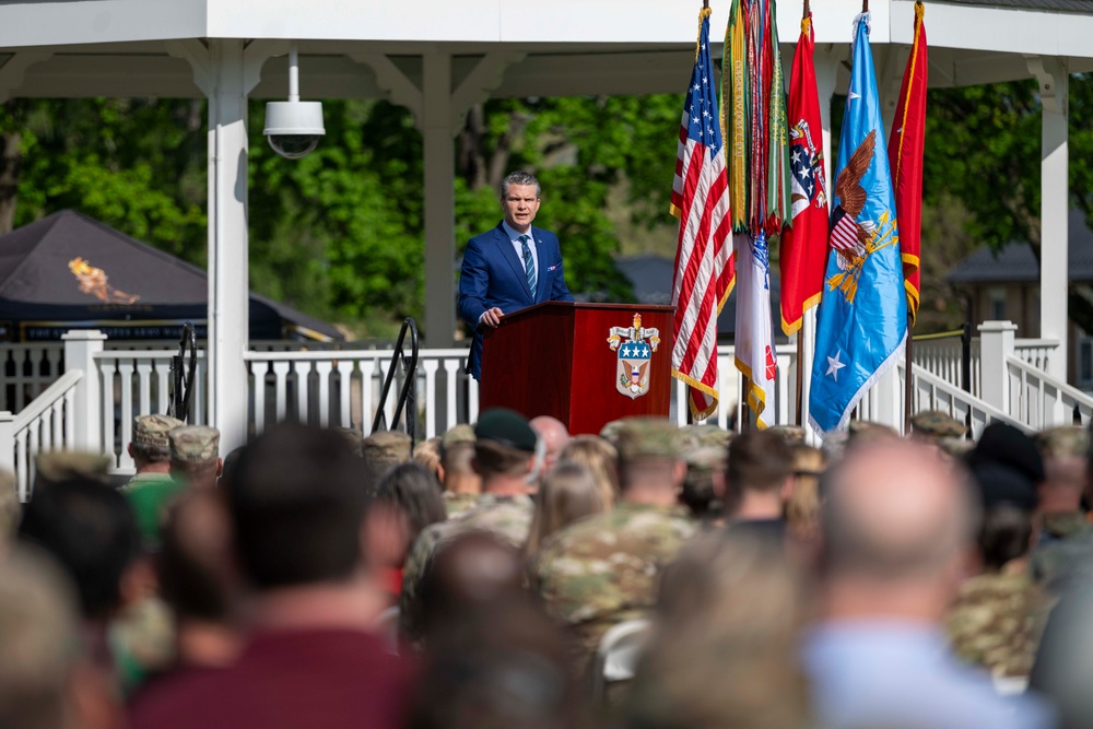 SECDEF Pete Hegseth visited the U.S. Army War College