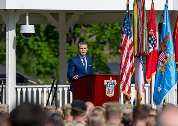 SECDEF Pete Hegseth visited the U.S. Army War College