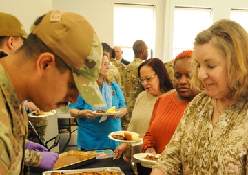 Army Reserve Ambassador provides inspirational words to New Jersey military