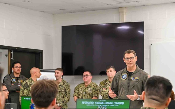 Fleet Forces Command deputy visits Corry Station