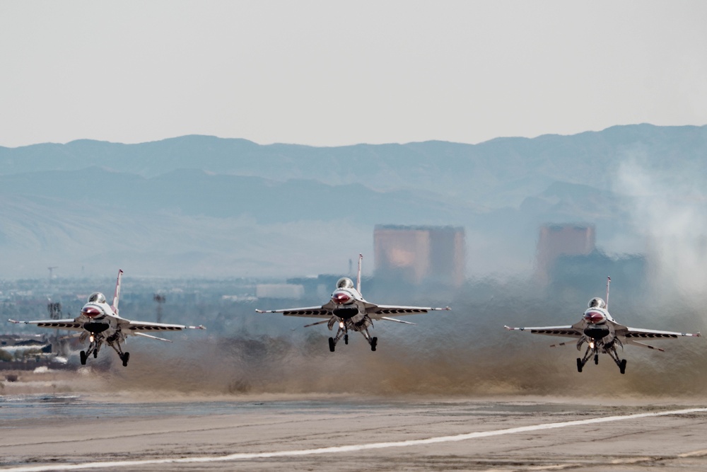 Thunderbirds Perform in Hometown of Las Vegas