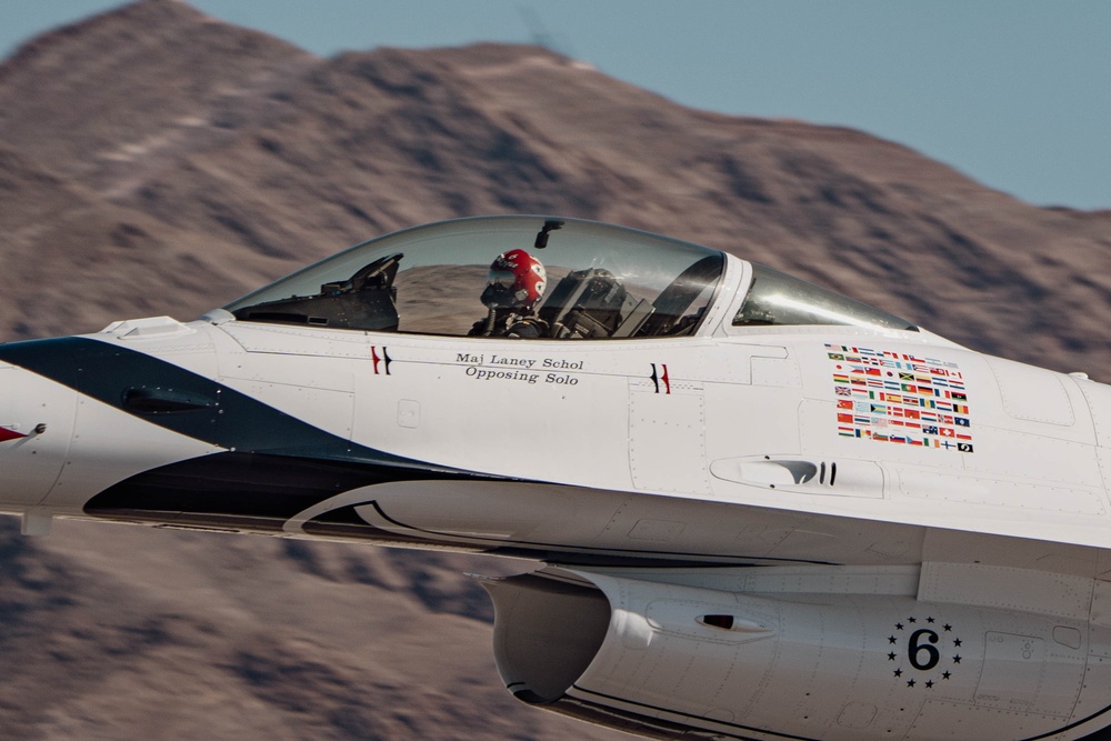 Thunderbirds Perform in their Hometown of Las Vegas