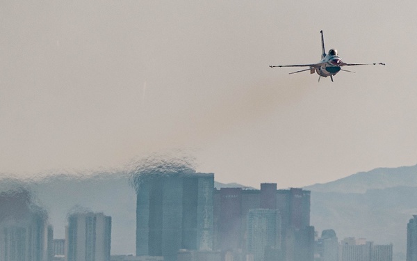 Thunderbirds Perform in Hometown of Las Vegas