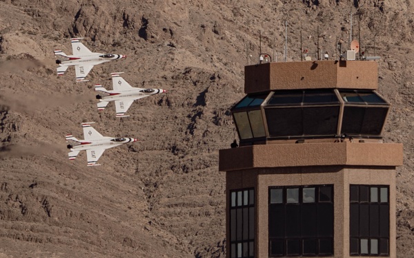 Thunderbirds Perform in Hometown of Las Vegas