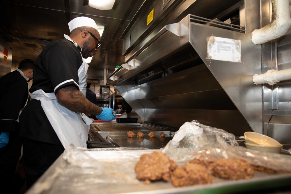 KEARSARGE PARTICIPATES IN BURGER COMPETITION