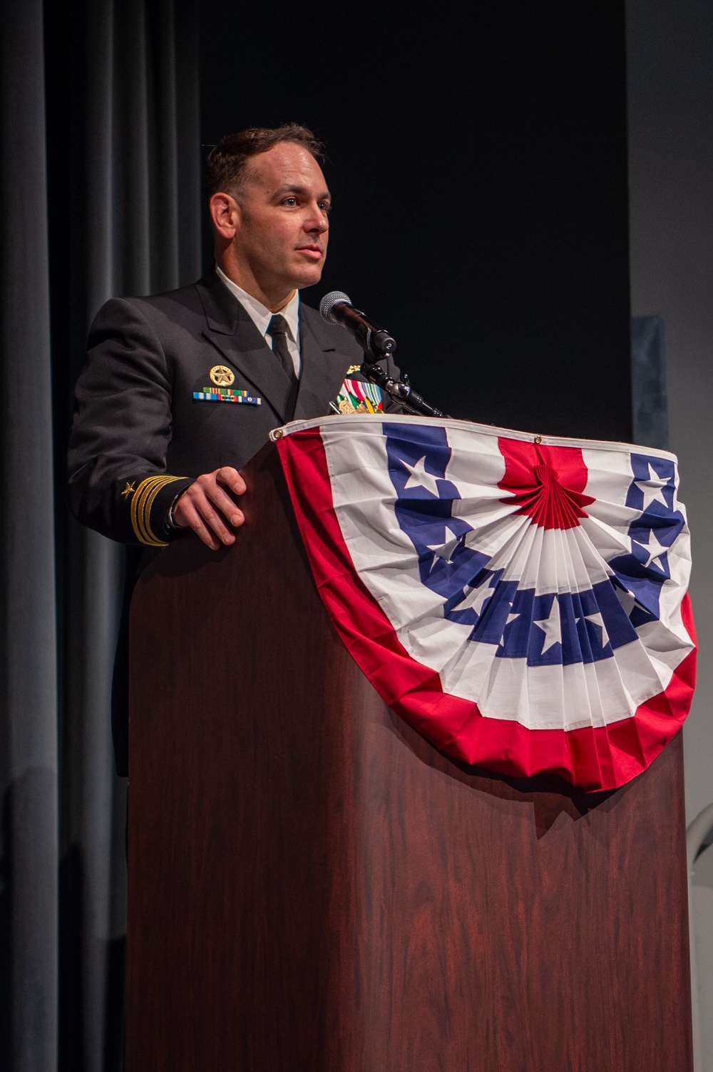 Cmdr. Jones Assumes Command of USS Helena