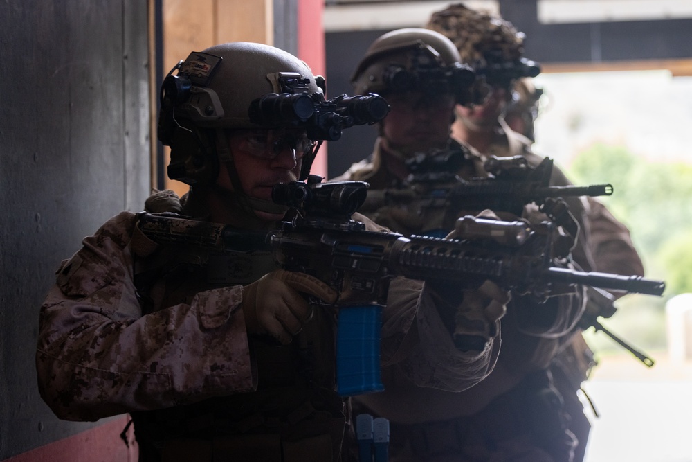 3rd Bn., 1st Marines conducts close quarters training during EOTG raid leaders course
