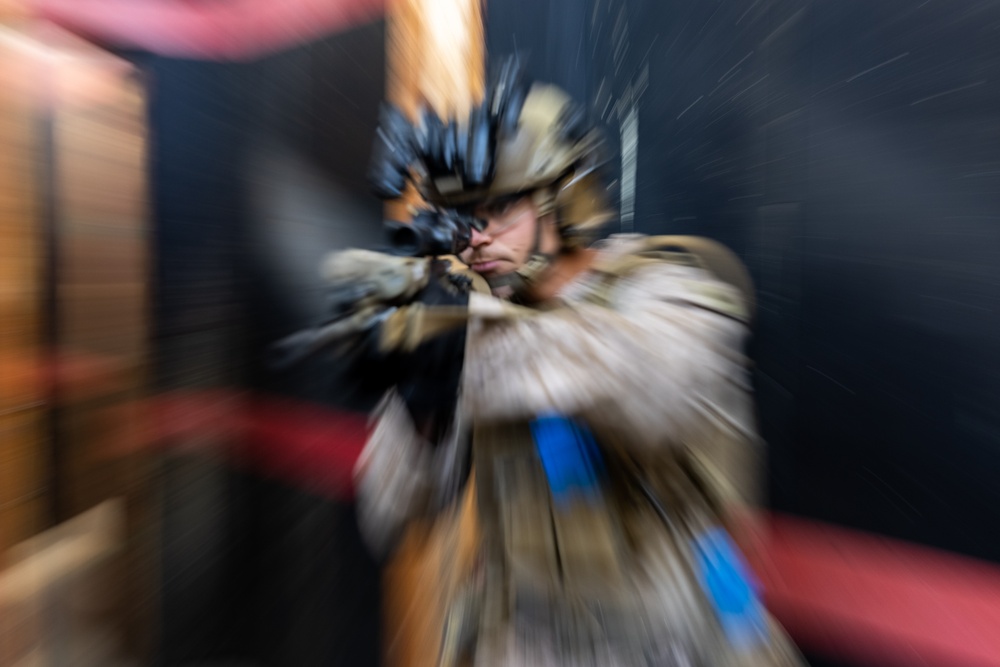 3rd Bn., 1st Marines conducts close quarters training during EOTG raid leaders course