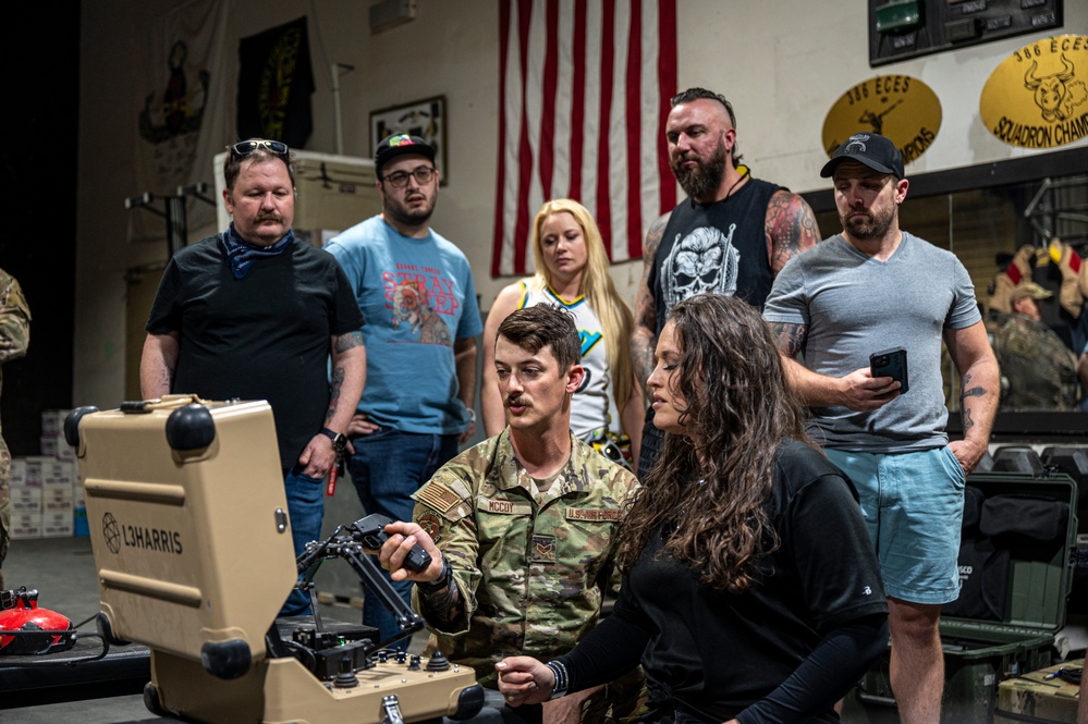 Nashville Superstars Tour performs at the 386th AEW