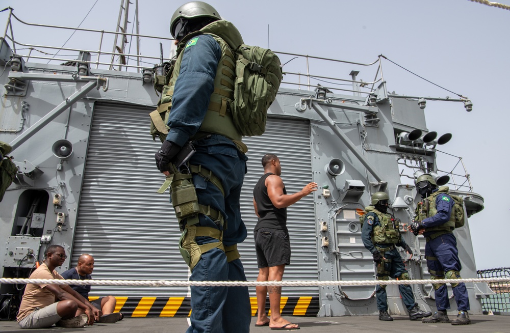 Obangame Express 2025 - Brazilian Navy Simulate VBSS