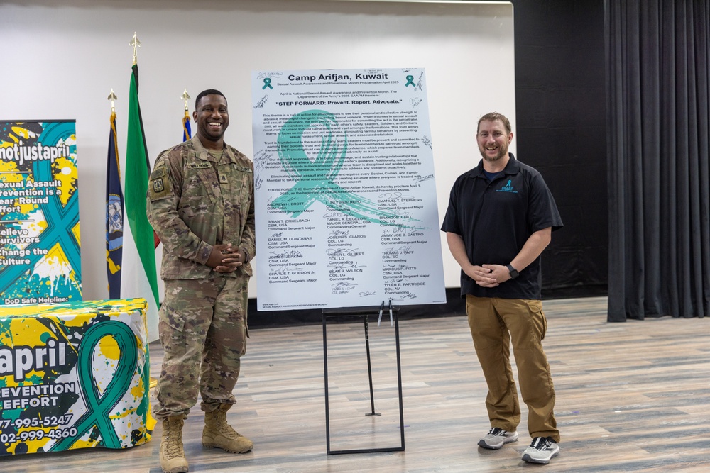 DVIDS - Images - 101 CAB SHARP Proclamation Signing [Image 3 of 4]
