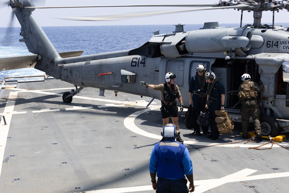 USS Curtis Wilbur (DDG 54) Conduct Flight Operations