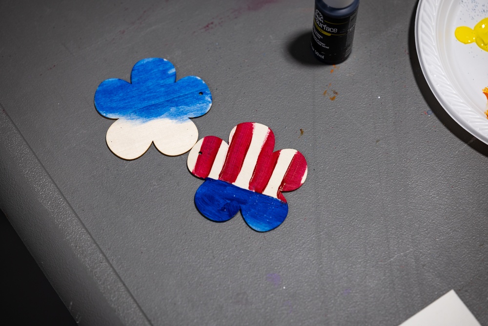 New Jersey National Guard Recruiters Teach Cub Scouts How to Fold The American Flag