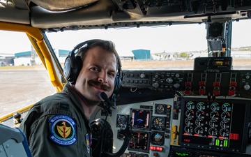 Skyway Chariot: 100th ARW conducts refueling mission