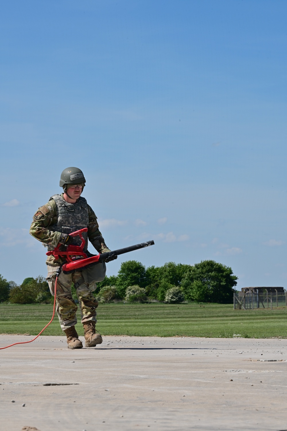 Skyway Chariot: Airmen repair a flight line