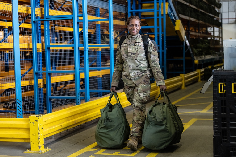Skyway Chariot: Airmen gear up at simulated deployment line
