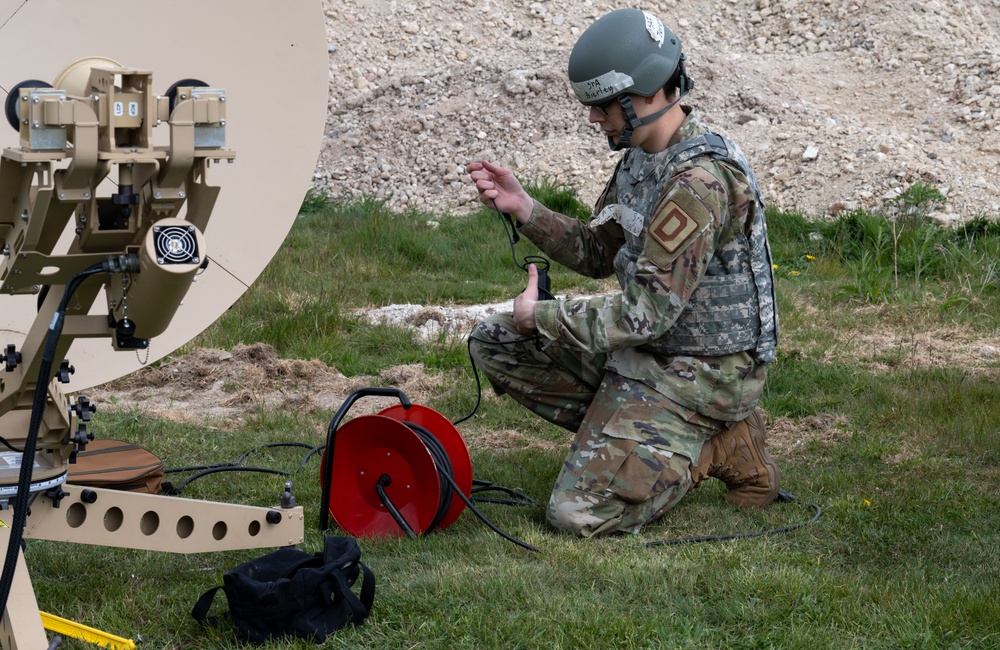 Skyway Chariot: Communications Airmen set up satellite terminal