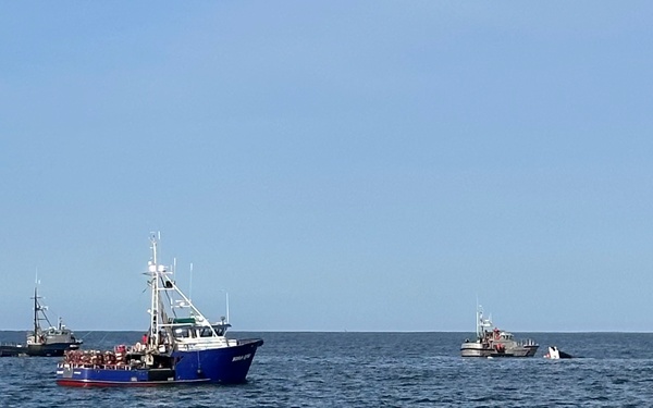 Coast Guard suspends search for man near Westport, Wash.