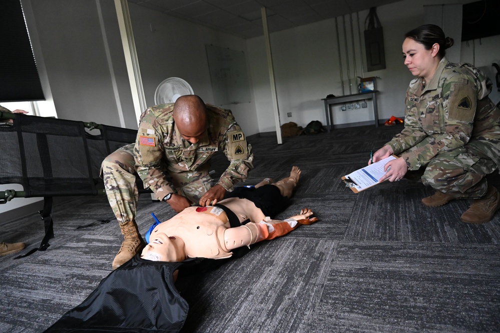 D.C. Army National Guard Medical Detachment provides Combat Lifesaver (CLS) course