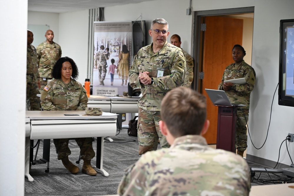 D.C. Army National Guard Medical Detachment provides Combat Lifesaver (CLS) course