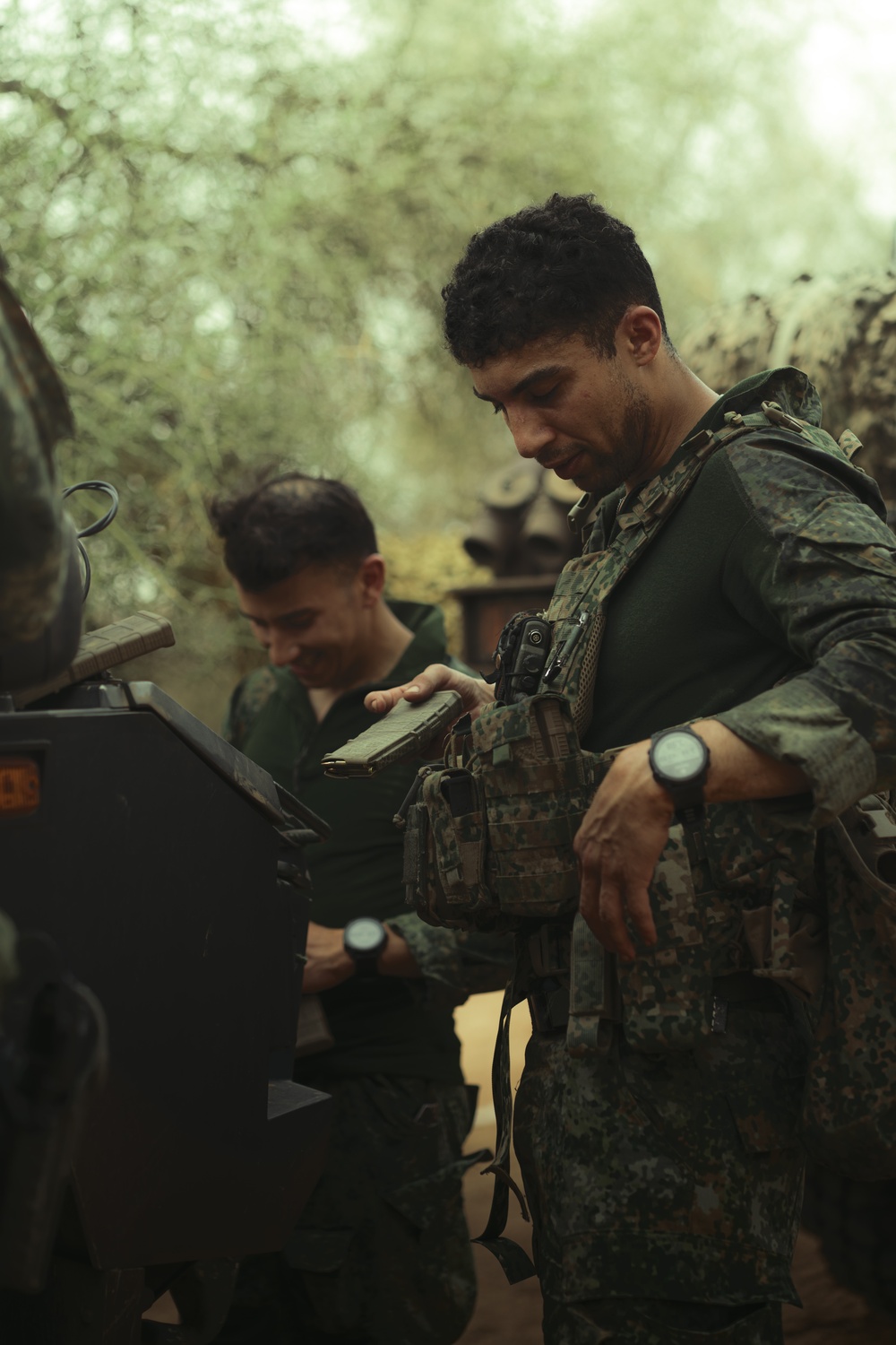Dutch recon forces sharpen gunnery skills in Senegal during African Lion 2025
