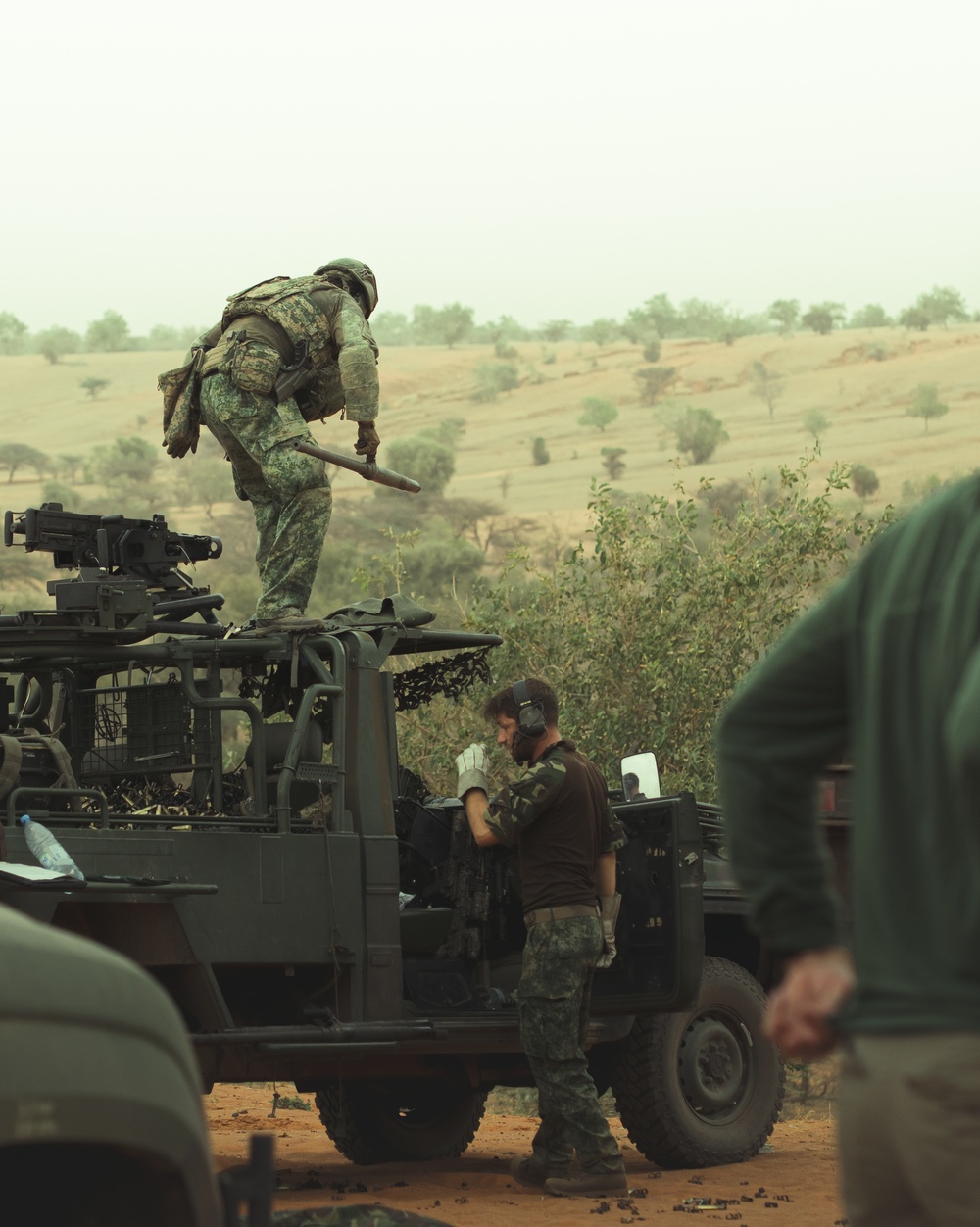 Dutch recon forces sharpen gunnery skills in Senegal during African Lion 2025