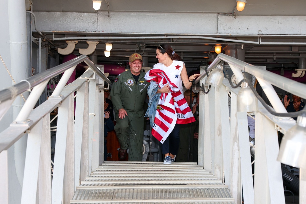Daily Operations Aboard USS George H.W. Bush (CVN 77)