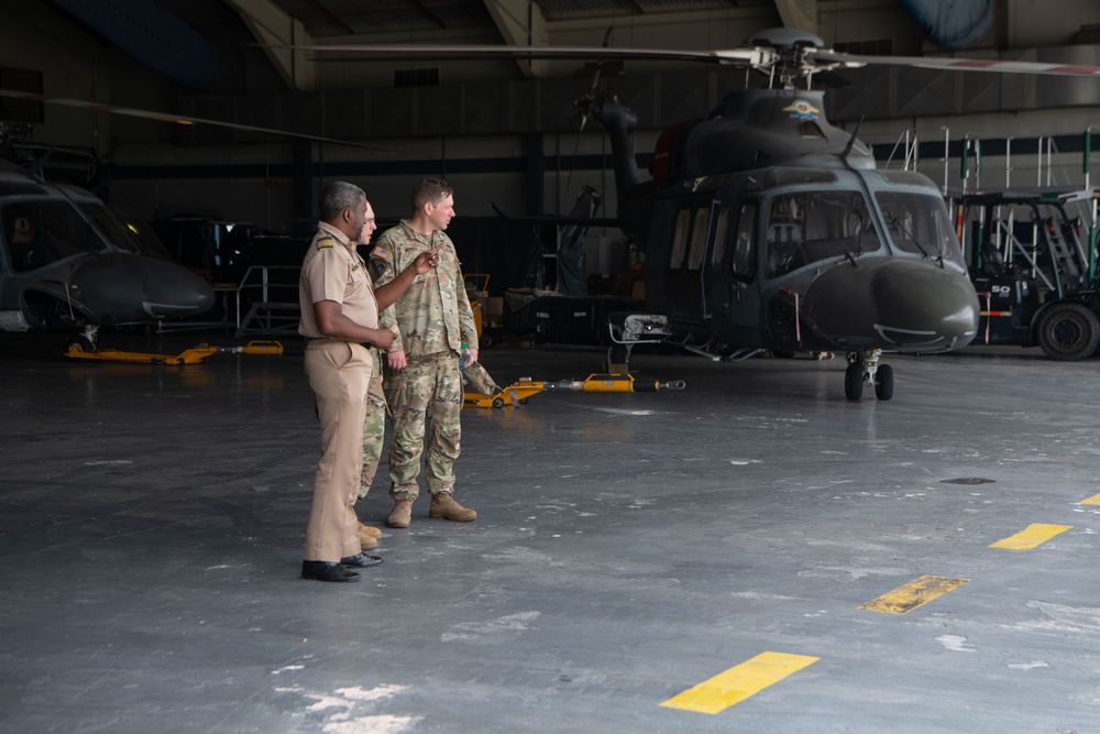 U.S. forces conduct helicopter operations with Trinidad &amp; Tobago during TW25