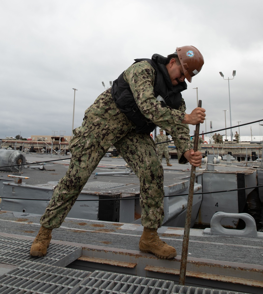 Amphibious Construction Battalion 1 Conduct Underway Training