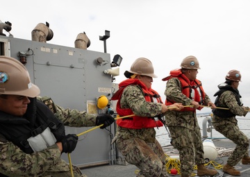 Amphibious Construction Battalion 1 (ACB-1) Conducts Underway Training