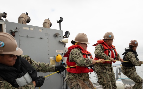 Amphibious Construction Battalion 1 (ACB-1) Conducts Underway Training